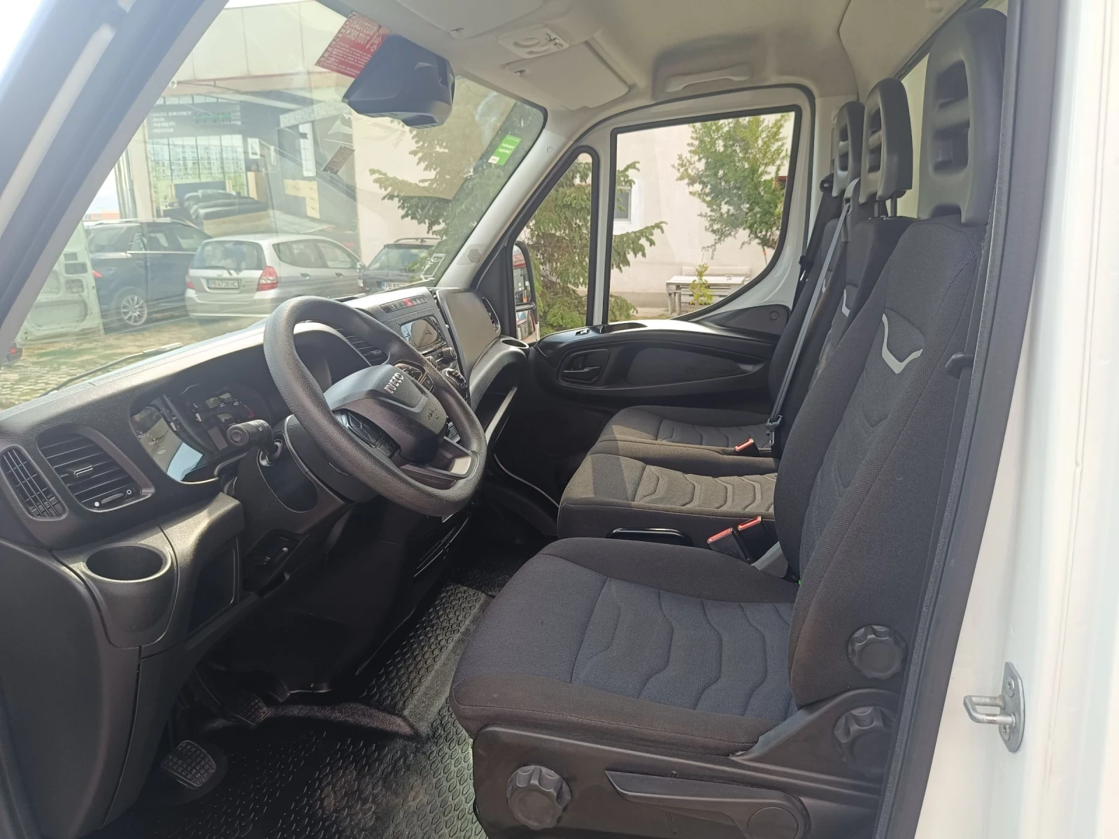 Iveco Daily 35с16 3000 3.5т - изображение 7