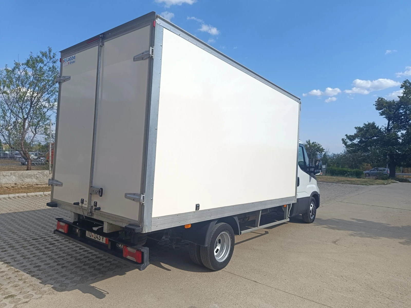 Iveco Daily 35с16 3000 3.5т - изображение 5