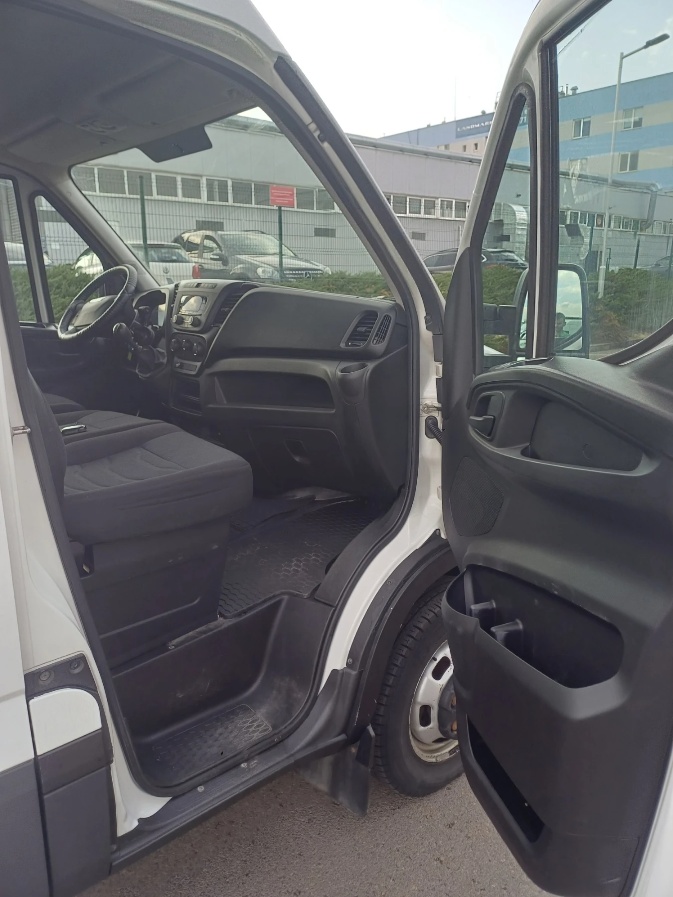 Iveco Daily 3.0d, 18m3 - изображение 8