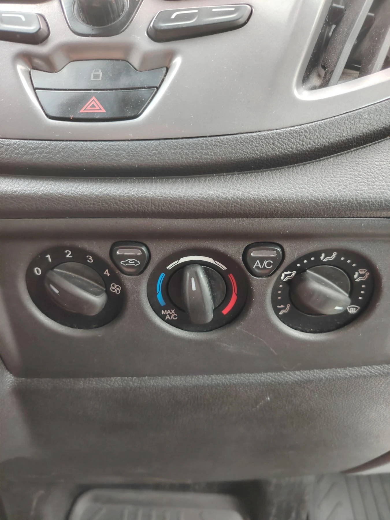 Ford Transit  - изображение 9