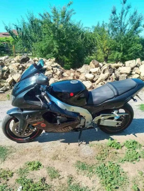 Yamaha YZF-R1, снимка 2