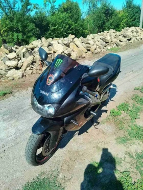 ������ Yamaha YZF-R1