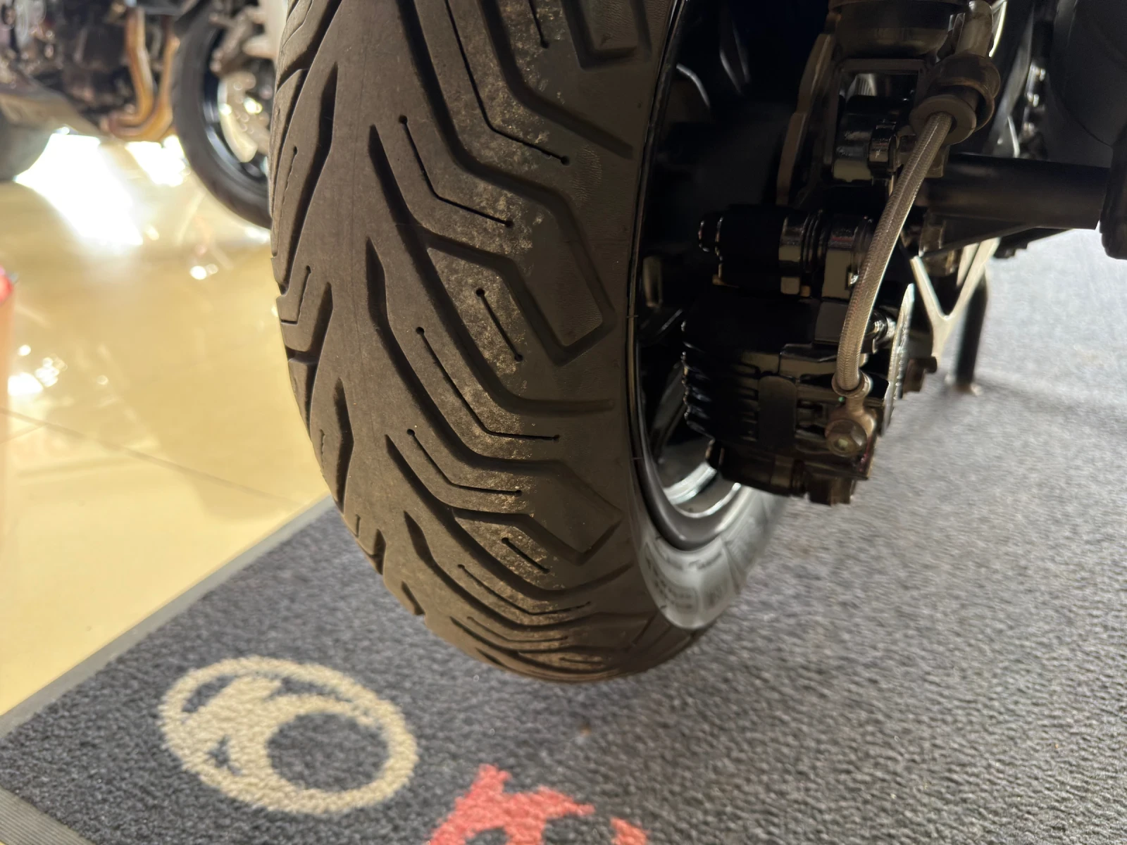 Kymco Downtown X-TOWN ABS 300I - изображение 5