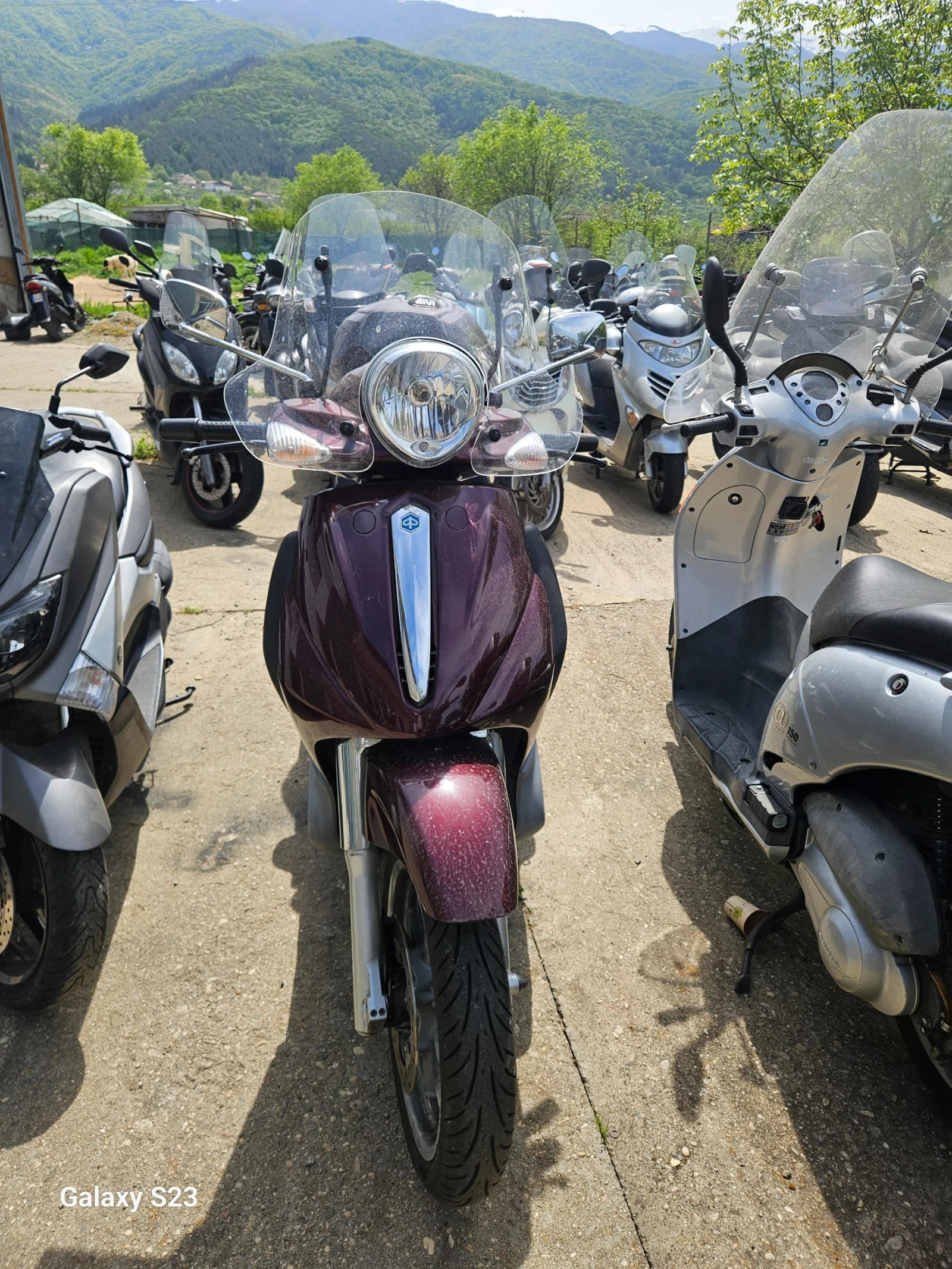 Piaggio Beverly Perfektno, снимка 2 - Мотоциклети и мототехника - 54227300