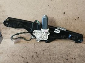 Стъклоповдигач заден ляв Mercedes Clase E W211 , снимка 1