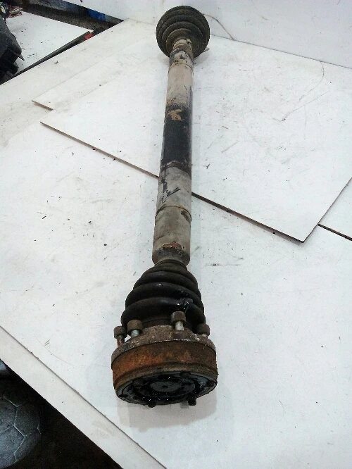 Полуоска предна дясна Фолксваген Голф 4 1.4 16v