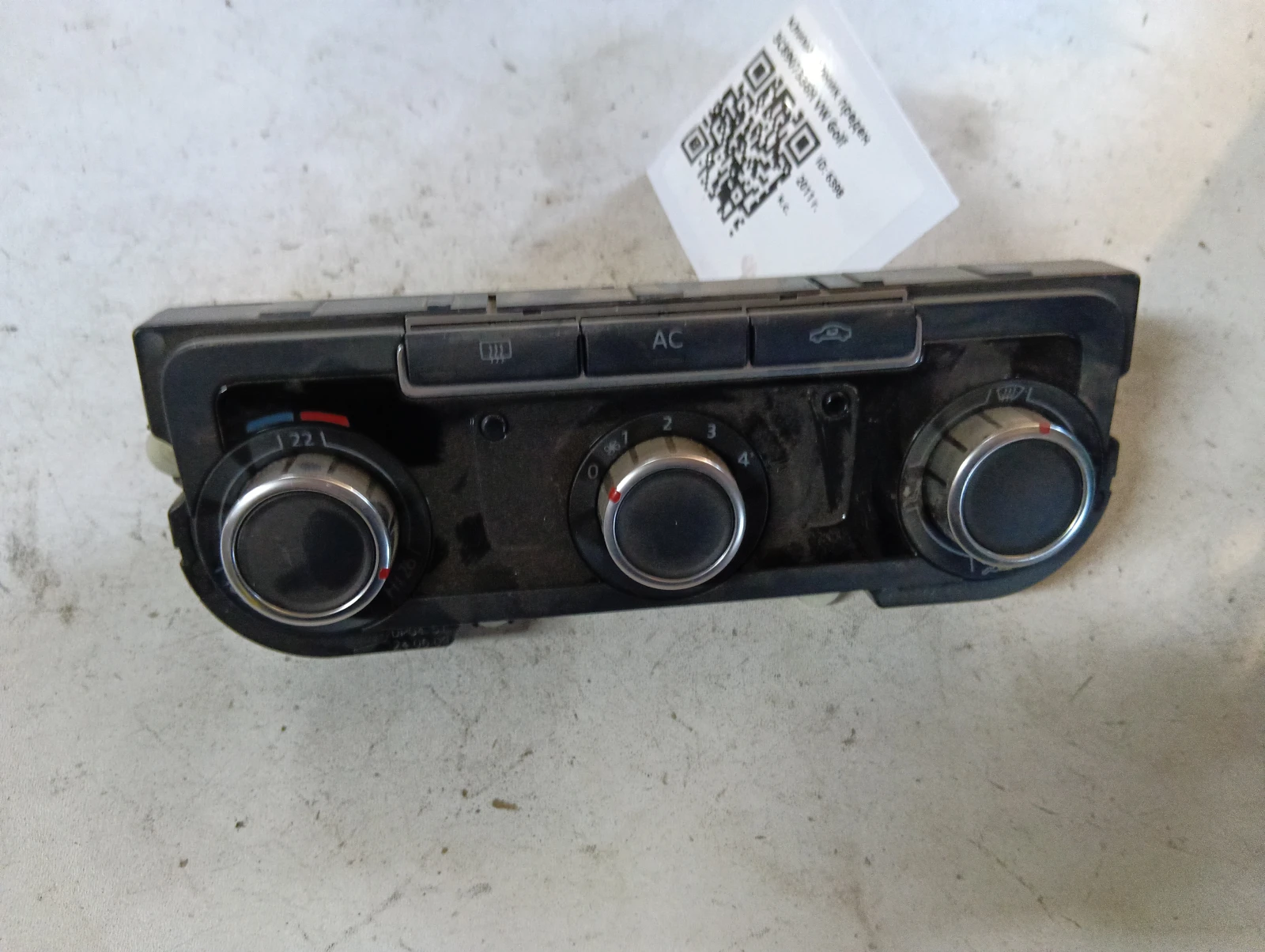 климатроник преден 3C8907336H VW Golf