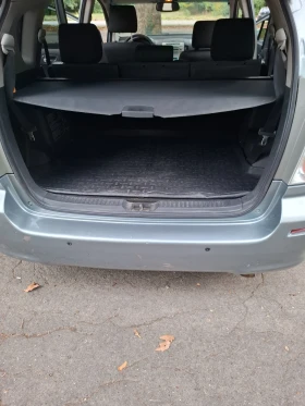 Toyota Corolla verso, снимка 9