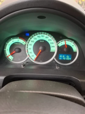 Toyota Corolla verso, снимка 8