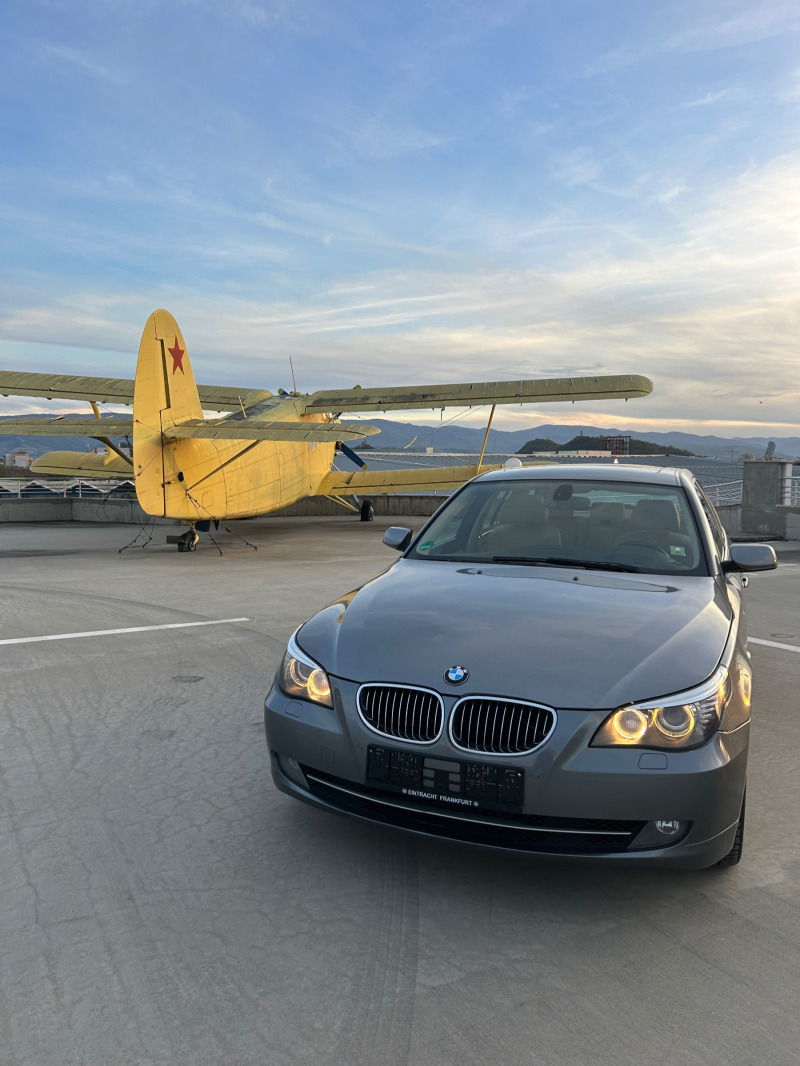 BMW 530 Панорама//Head Up , снимка 1 - Автомобили и джипове - 45550507