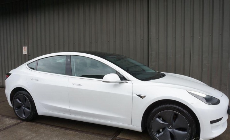 Tesla Model 3 Европейска!Гаранция, снимка 1 - Автомобили и джипове - 46357463