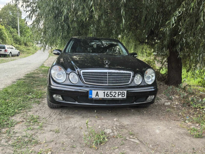 Mercedes-Benz E 240, снимка 1 - Автомобили и джипове - 47817769