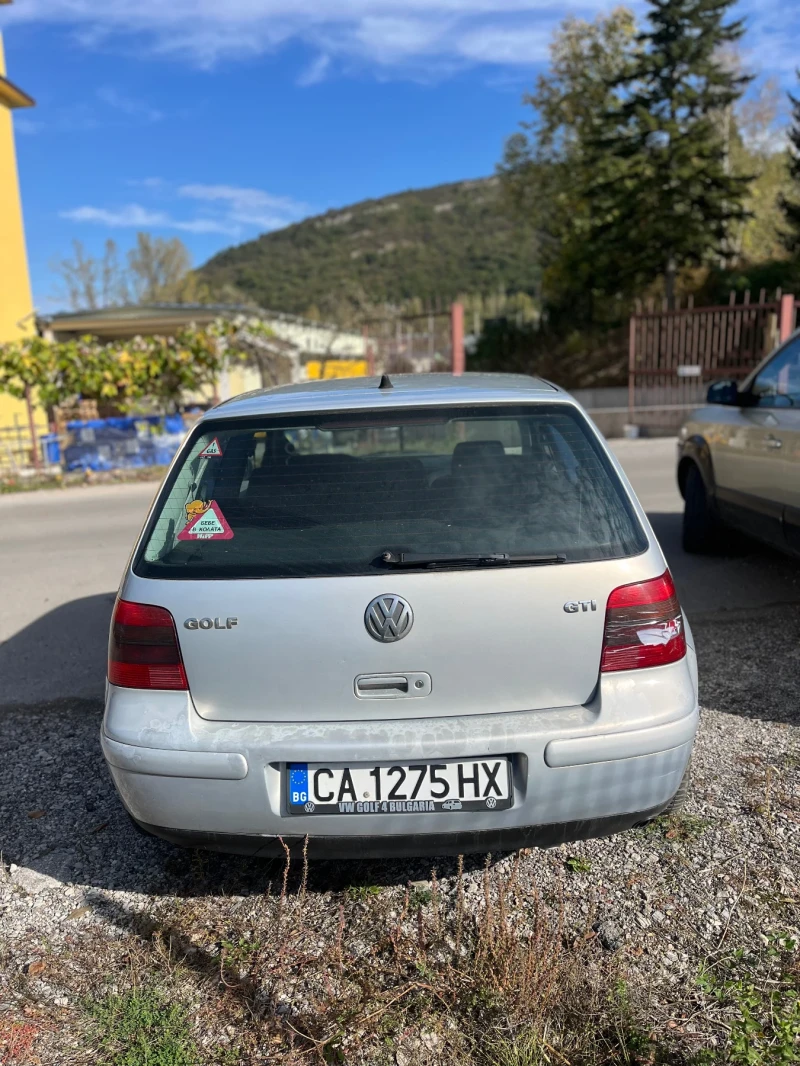 VW Golf 1.8 turbo , снимка 5 - Автомобили и джипове - 47580614