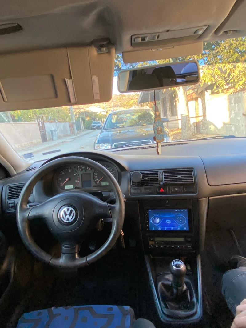 VW Golf 1.9 TDI , снимка 9 - Автомобили и джипове - 47905470