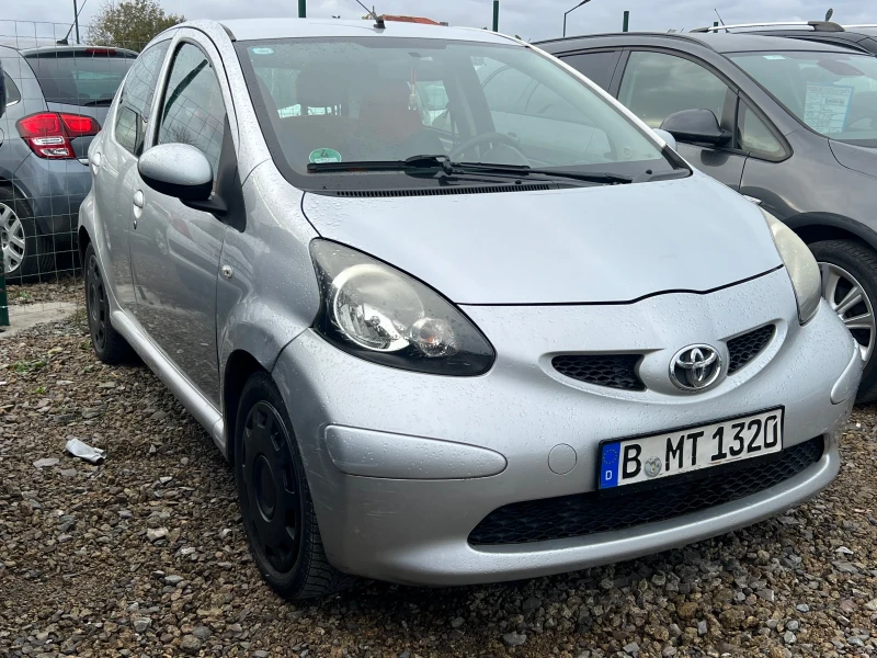 Toyota Aygo, снимка 1 - Автомобили и джипове - 47958394