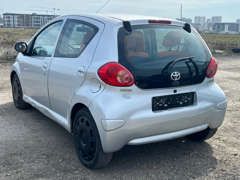 Toyota Aygo Климатик, снимка 4 - Автомобили и джипове - 47958394