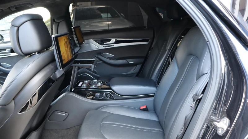 Audi A8 4.2TDI/Long/RSE/Keramika/Matrix, снимка 15 - Автомобили и джипове - 49034161