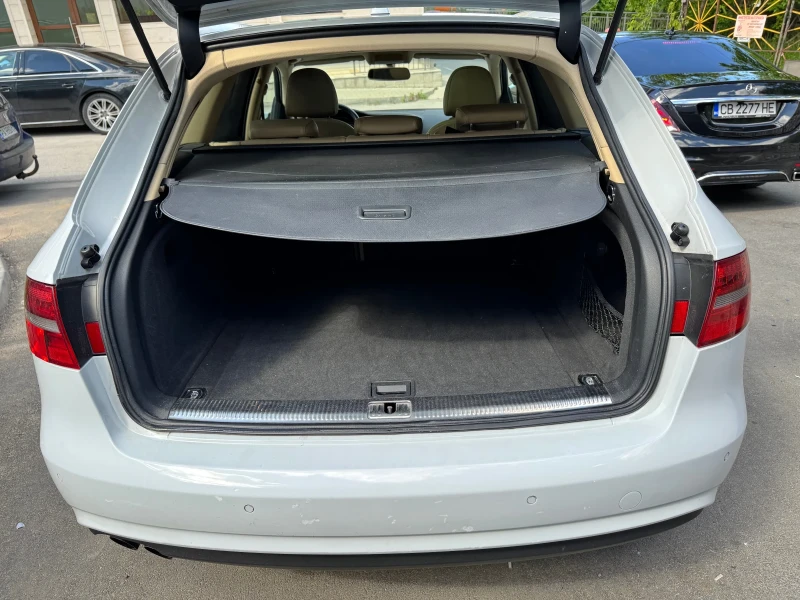 Audi A4 ПАНОРАМА* КОЖА* LED* NAVI* 2.0TDi 143hp* 9.2012г, снимка 9 - Автомобили и джипове - 50365532
