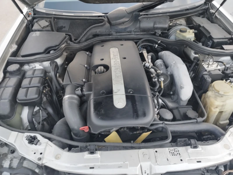 Mercedes-Benz E 320 3.2 CDI-197кс катафалка, снимка 14 - Автомобили и джипове - 50714998