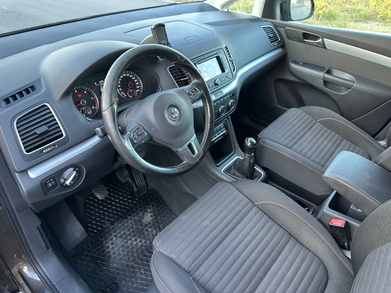 VW Sharan 2.0 TDI 6+ 1 Cup Edition, снимка 7 - Автомобили и джипове - 52810125