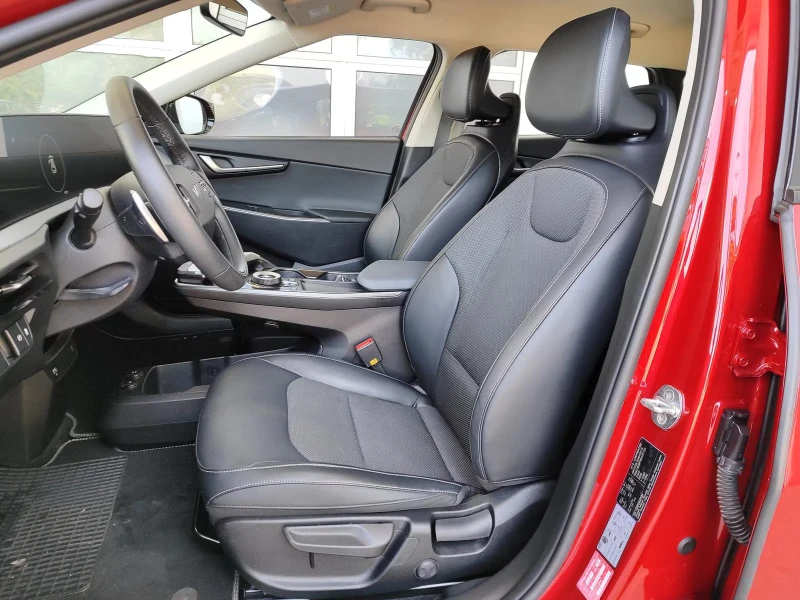 Kia EV6 2WD/170HP/CAM/NAVI/LED/KLESS/431g, снимка 8 - Автомобили и джипове - 52037850