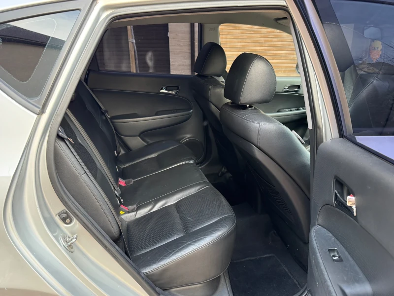 Hyundai I30, снимка 11 - Автомобили и джипове - 53133198