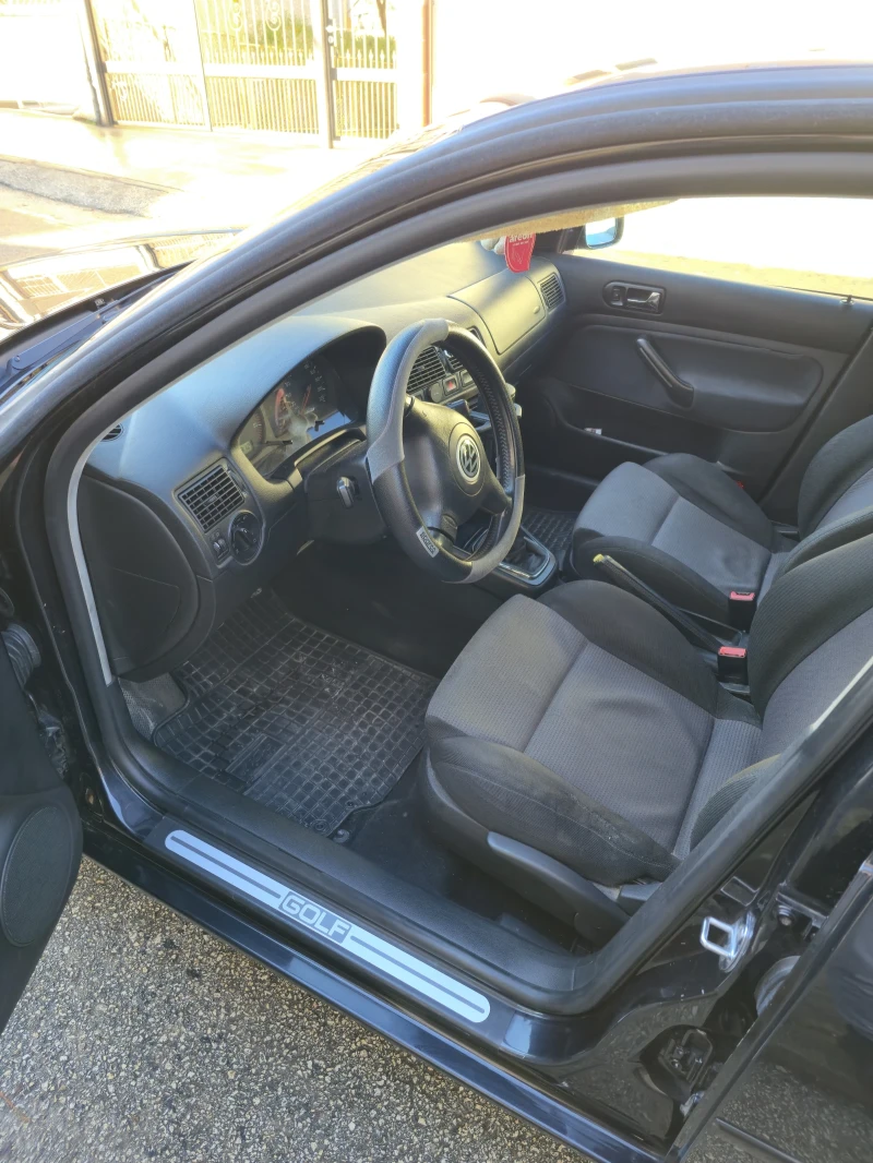VW Golf, снимка 6 - Автомобили и джипове - 53264625