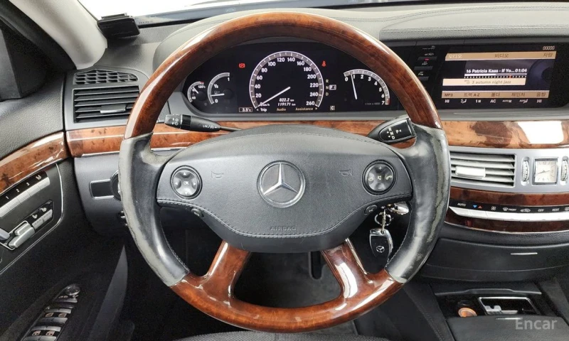 Mercedes-Benz S 500, снимка 13 - Автомобили и джипове - 53296377