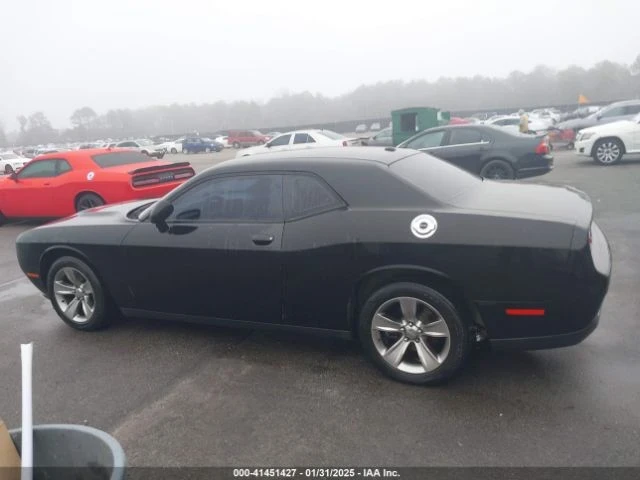 Dodge Challenger, снимка 6 - Автомобили и джипове - 49290127