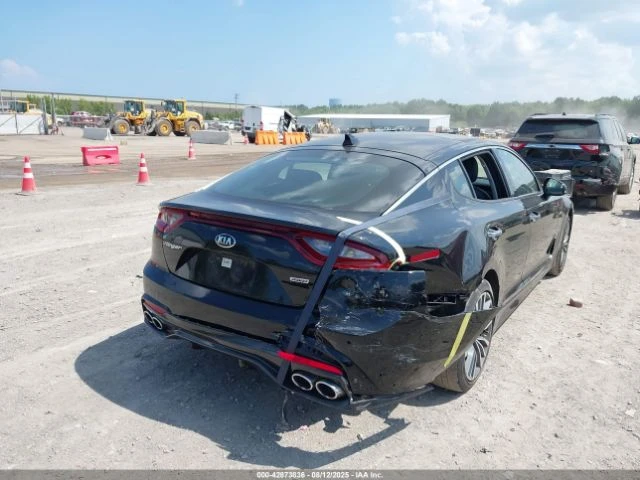 Kia Stinger Premium * Възможност за Лизинг*  - изображение 4