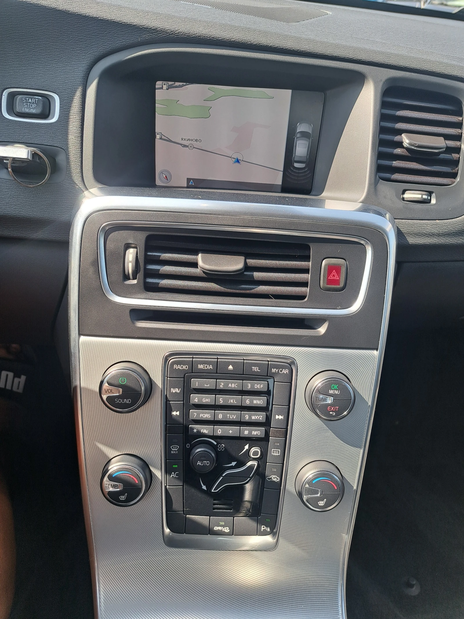 Volvo S60 2.0 D3, R desiqn, снимка 10 - Автомобили и джипове - 40702260