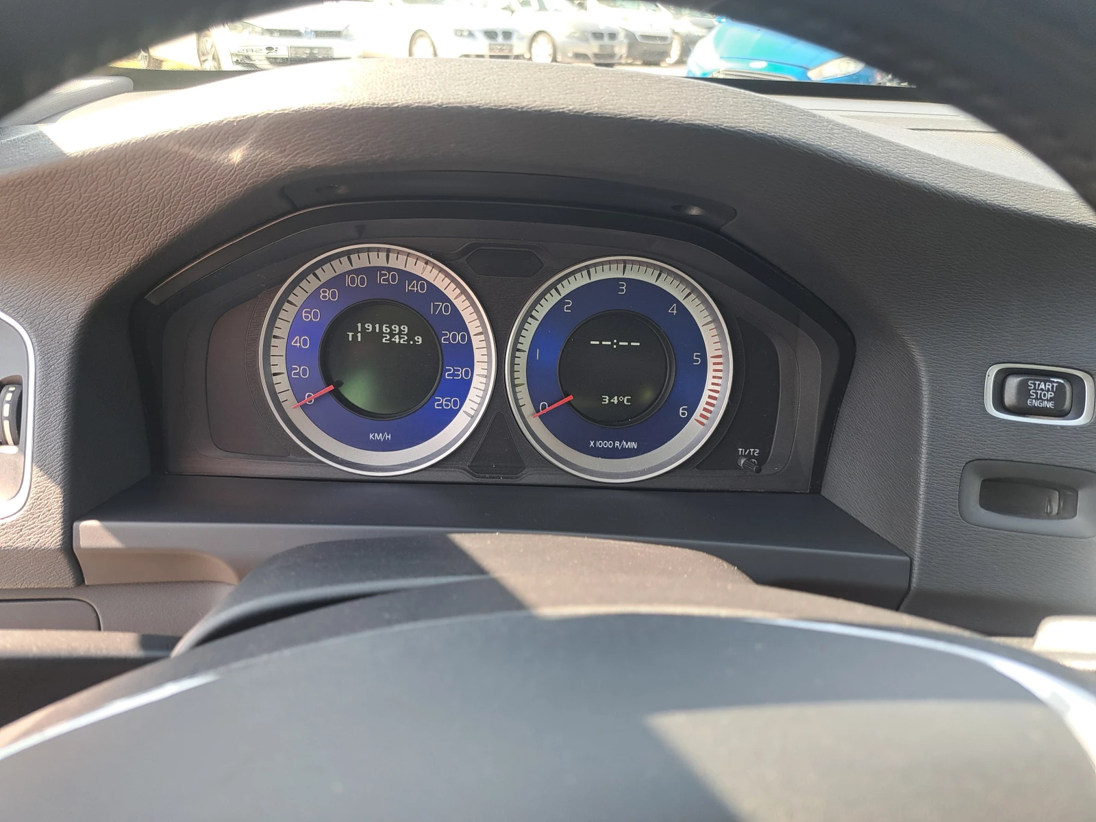 Volvo S60 2.0 D3, R desiqn, снимка 13 - Автомобили и джипове - 40702260
