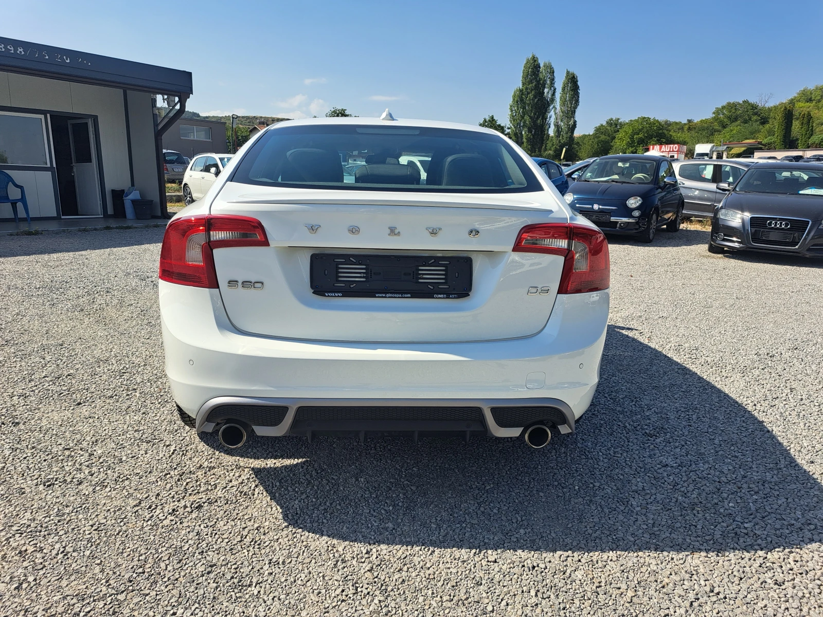 Volvo S60 2.0 D3, R desiqn, снимка 8 - Автомобили и джипове - 40702260