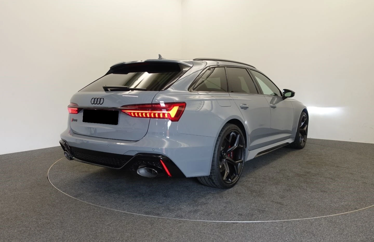 Audi Rs6 PERFORMANCE/ CARBON/ PANO/ B&O/ HEAD UP/ 22/  - изображение 6