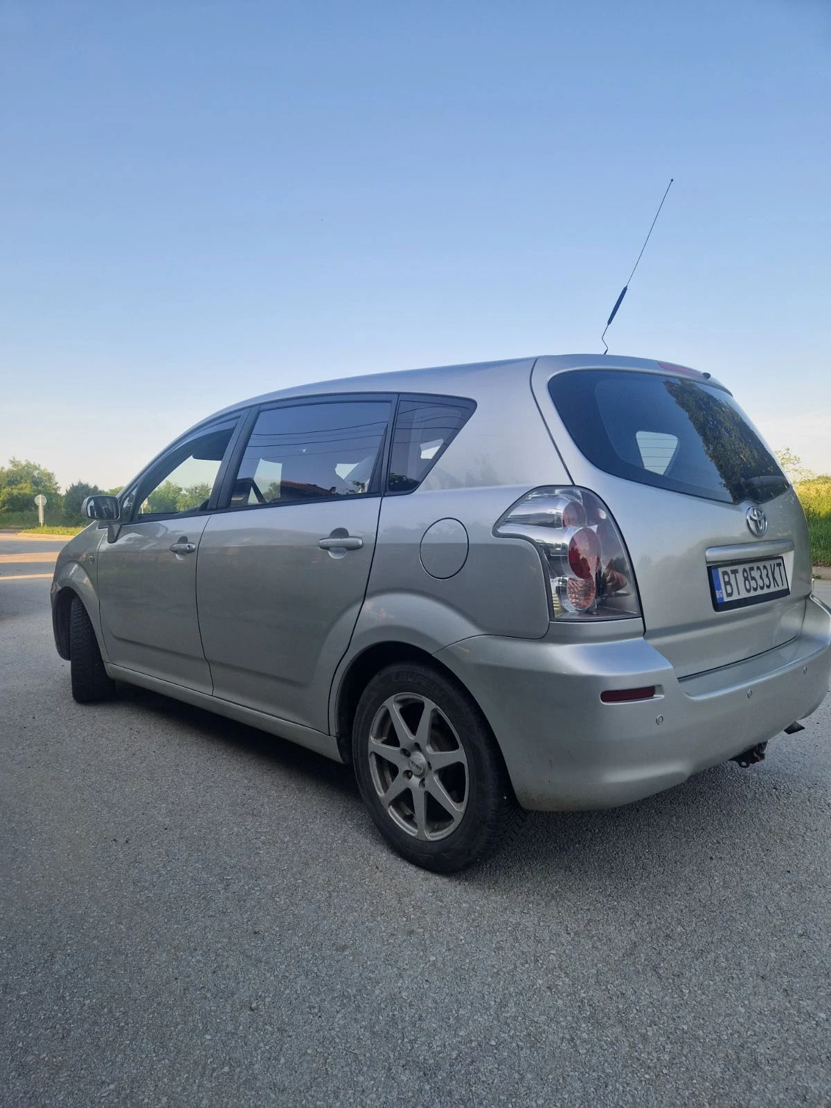 Toyota Corolla verso  - изображение 3