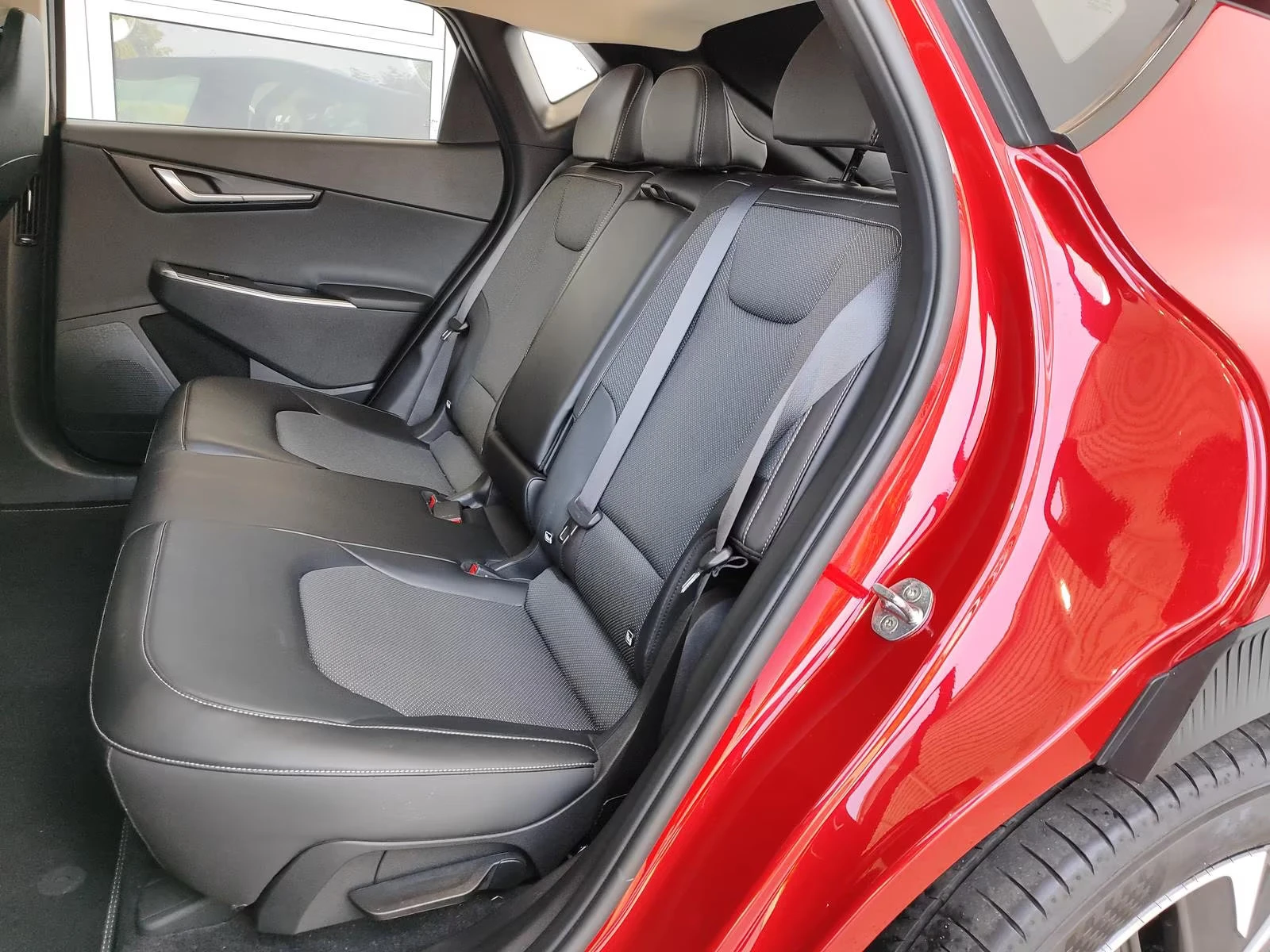 Kia EV6 2WD/170HP/CAM/NAVI/LED/KLESS/431g | Mobile.bg   16