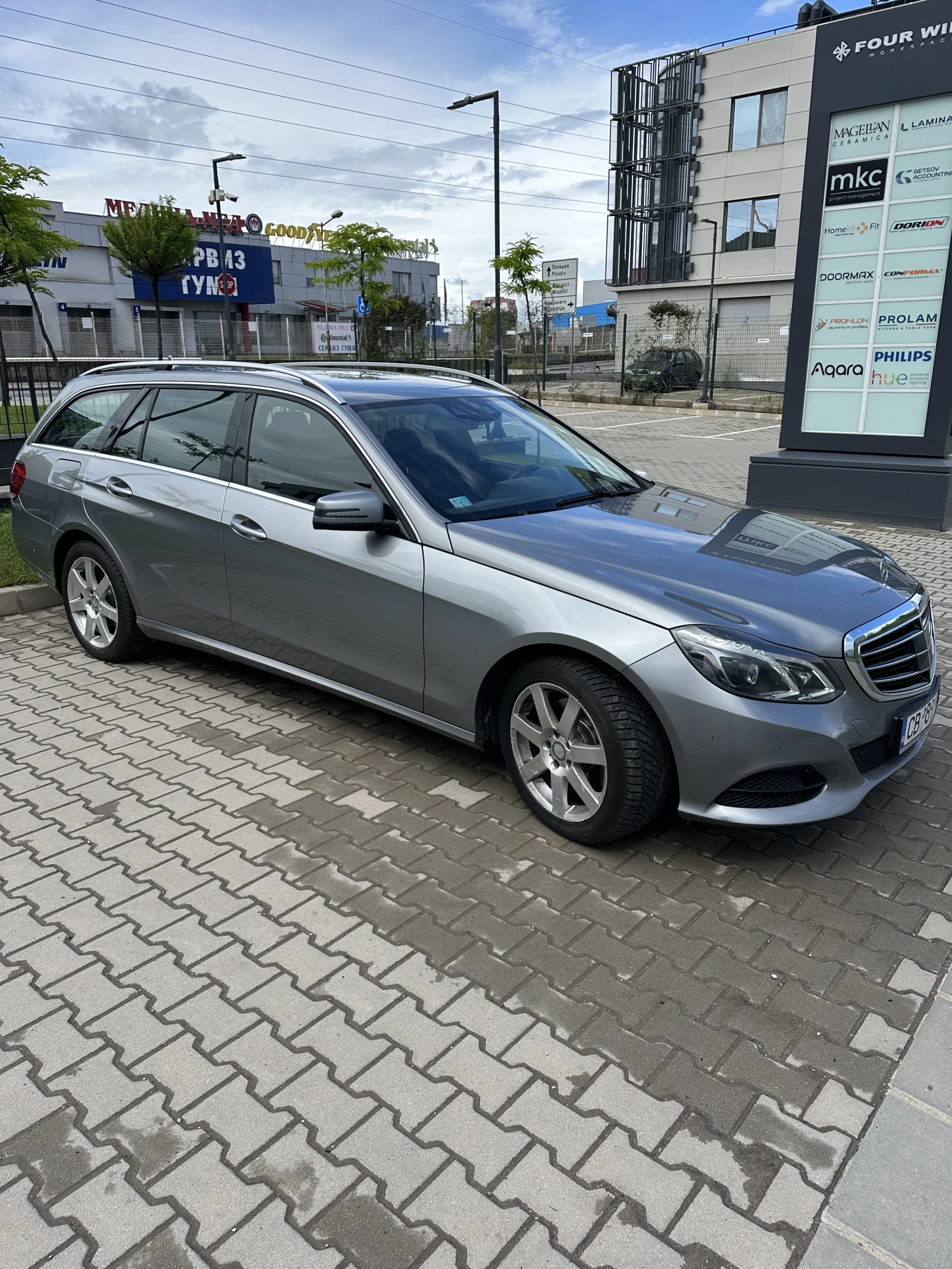 Mercedes-Benz E 250 CDI 4 matic, снимка 4 - Автомобили и джипове - 54095778