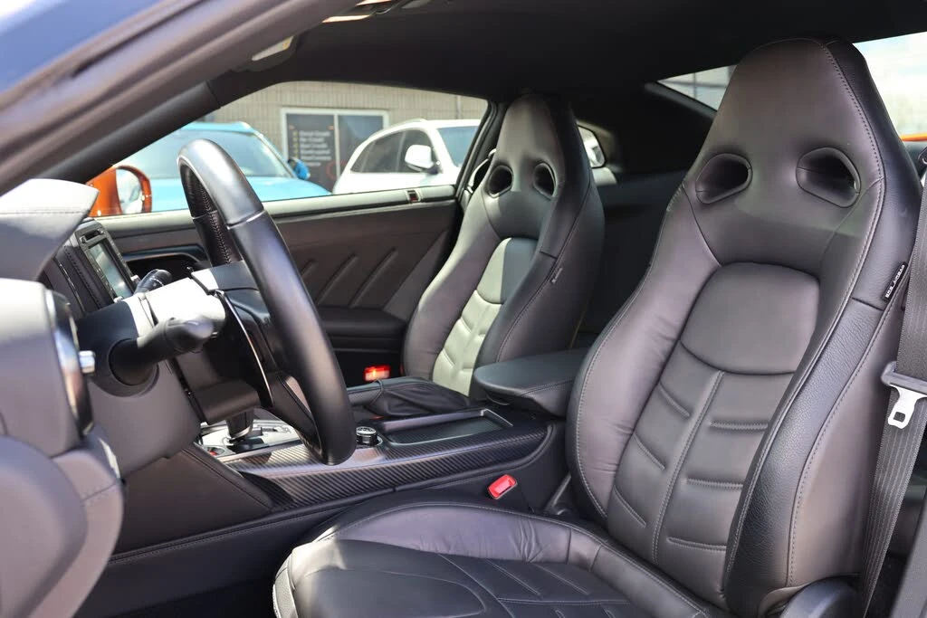 Nissan Gt-r Premium * AWD * АвтоКредит (ЦЕНА ДО БГ) - изображение 9