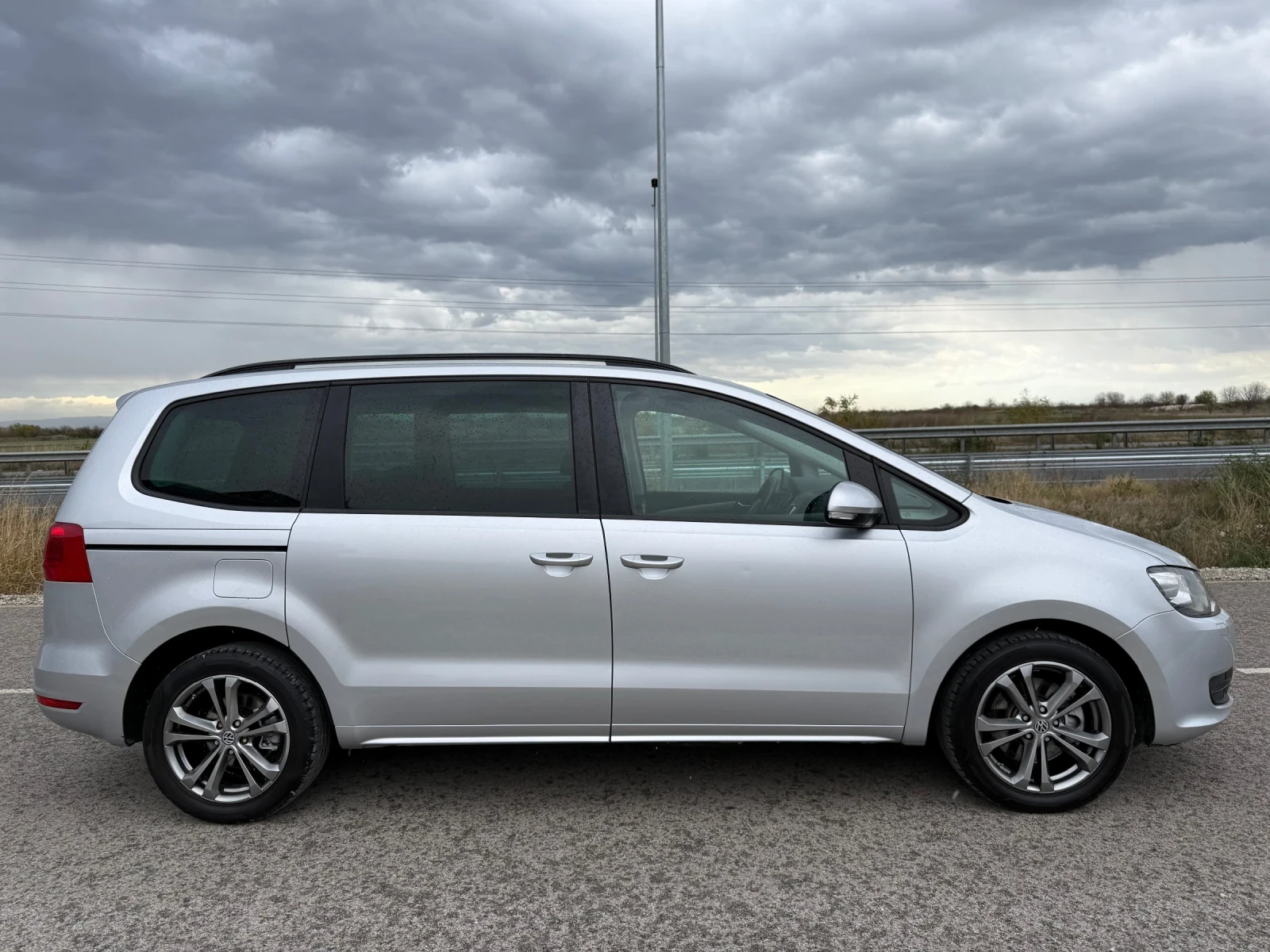 VW Sharan 2.0 TDI 140. / LED / NAVI / PARKTRONIC / XENON | Mobile.bg   5