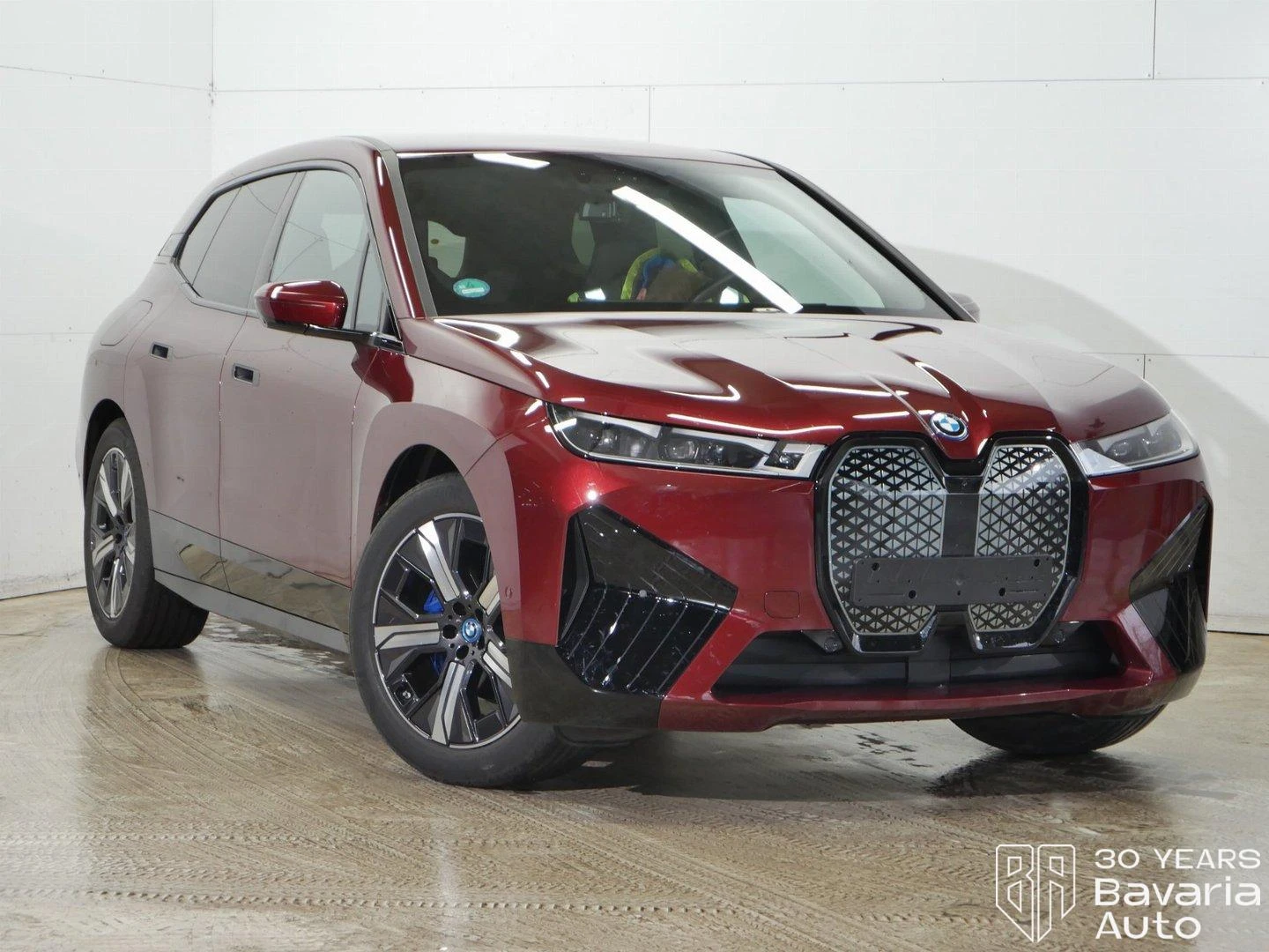 BMW iX 40 xDrive Sport - изображение 4