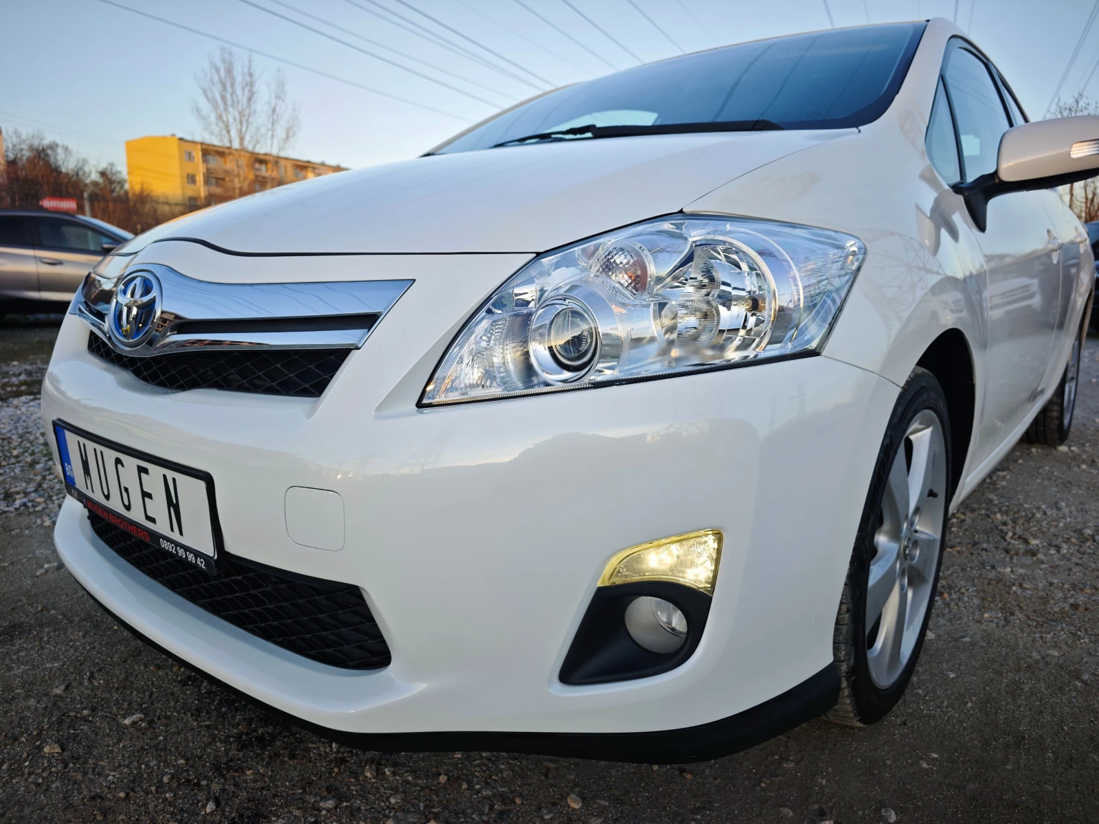 Toyota Auris HYBRID / EURO 5 | Mobile.bg � ����������� 1