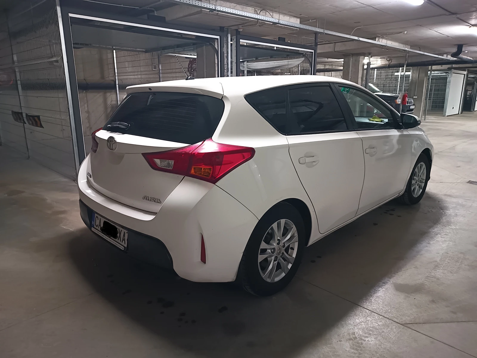 Toyota Auris  - изображение 5