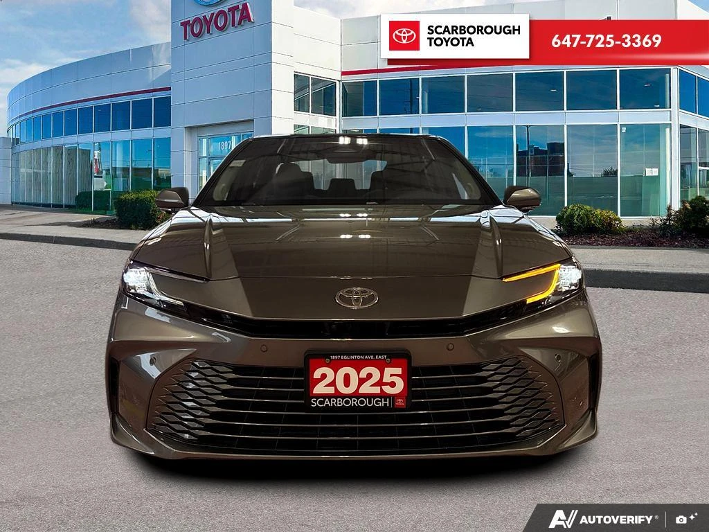 Toyota Camry XLE CVT AWD | Leather | Sunroof | Alloys