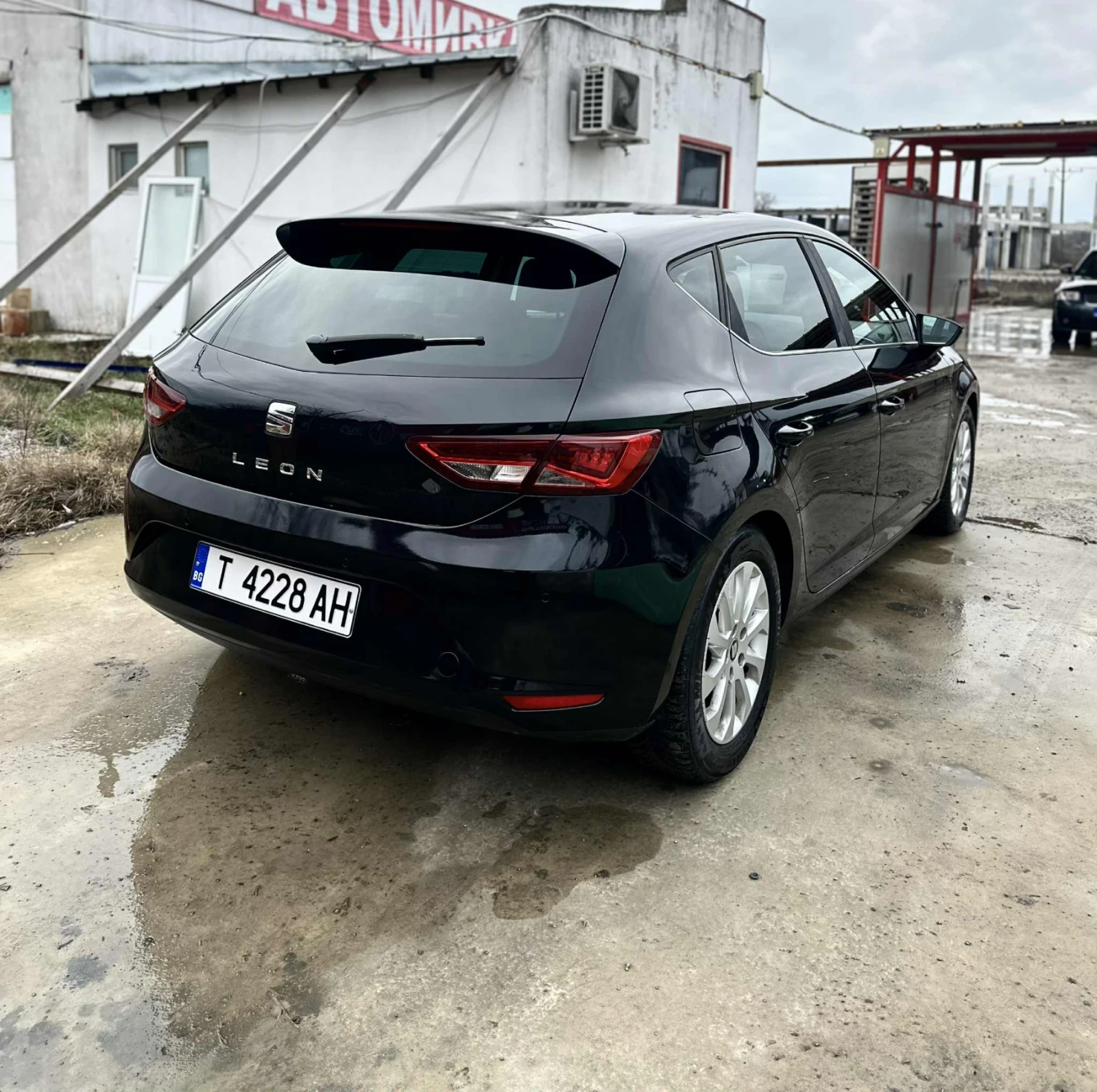 Seat Leon TDI LED NAVI KOJA, снимка 8 - Автомобили и джипове - 53802886