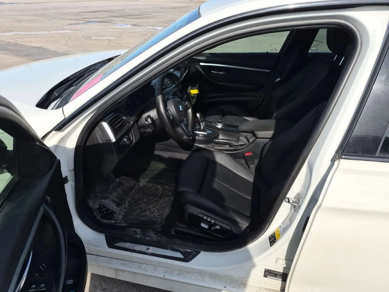 BMW 330 М Пакет/XDRIVE /CARFAX/2 КЛЮЧА/Подгрев/Пано/Памет, снимка 7 - Автомобили и джипове - 53831501