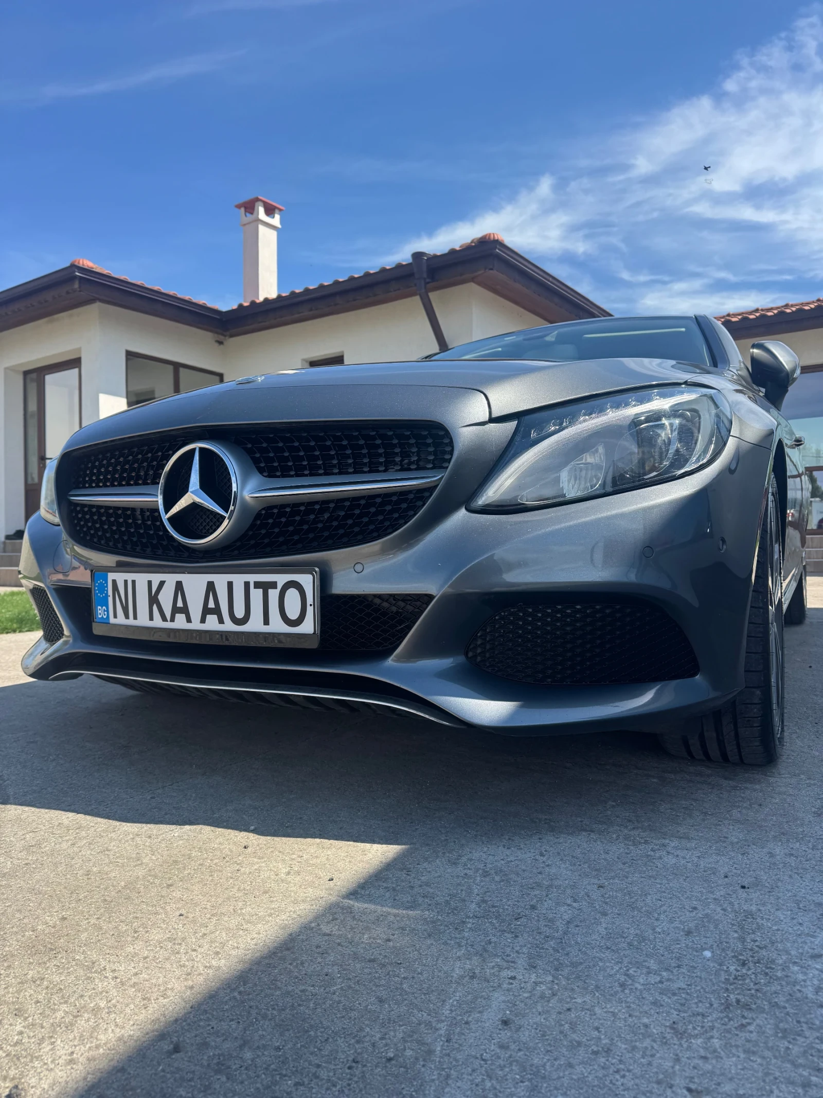 Mercedes-Benz 220 C 220 D 4Matic Coupe Premium Plus 166 000 kм