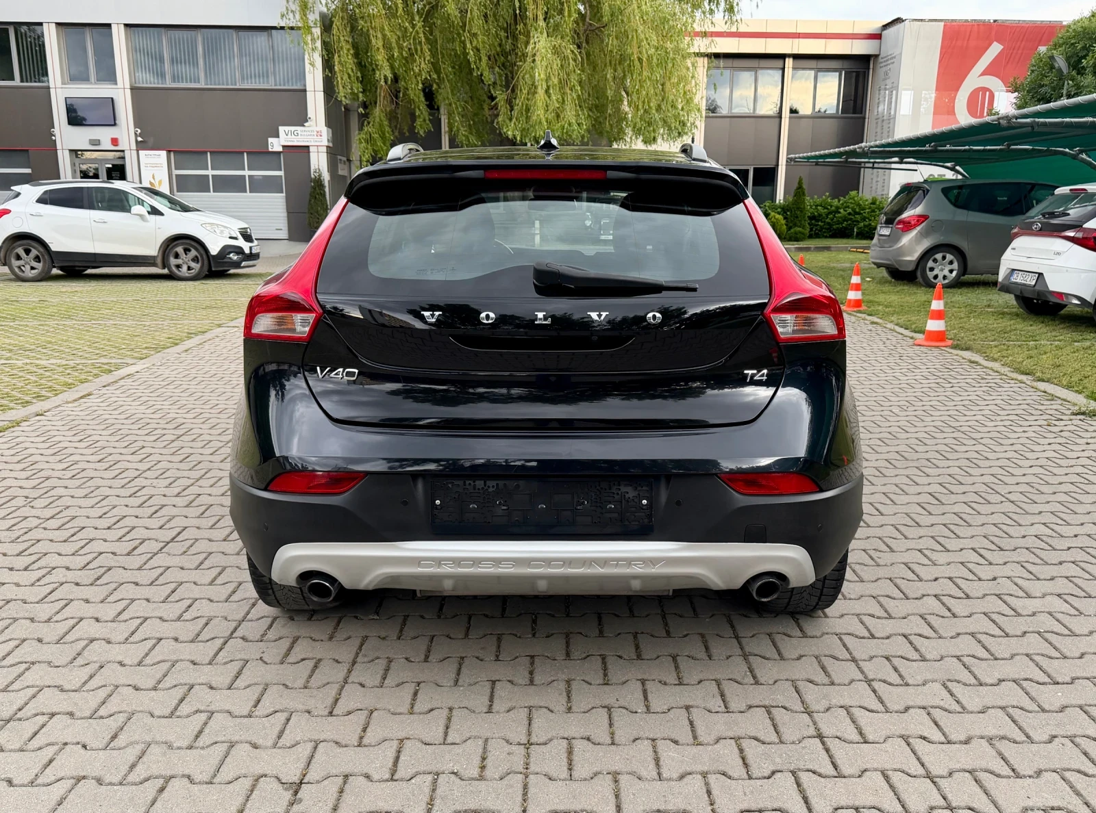 Volvo V40 Cross Country T4 * * * ТОП СЪСТОЯНИЕ !!! * * * , снимка 4 - Автомобили и джипове - 54890900