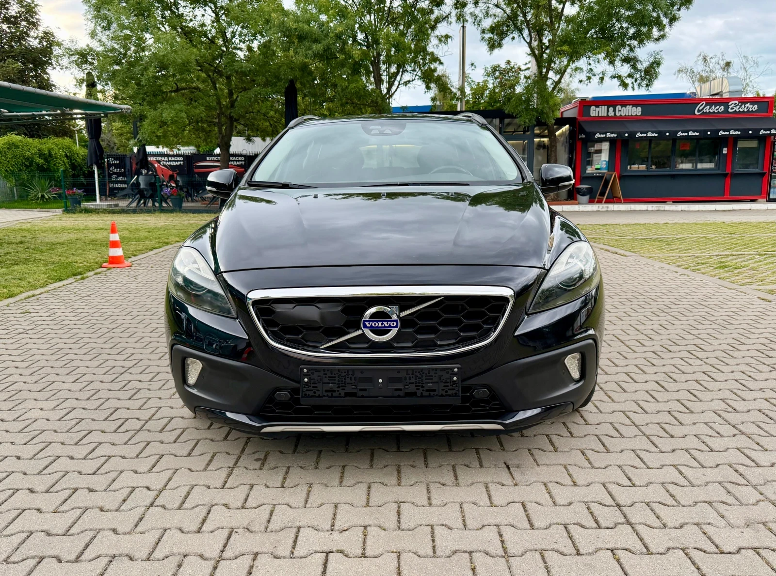 Volvo V40 Cross Country T4 * * * ТОП СЪСТОЯНИЕ !!! * * * , снимка 8 - Автомобили и джипове - 54890900