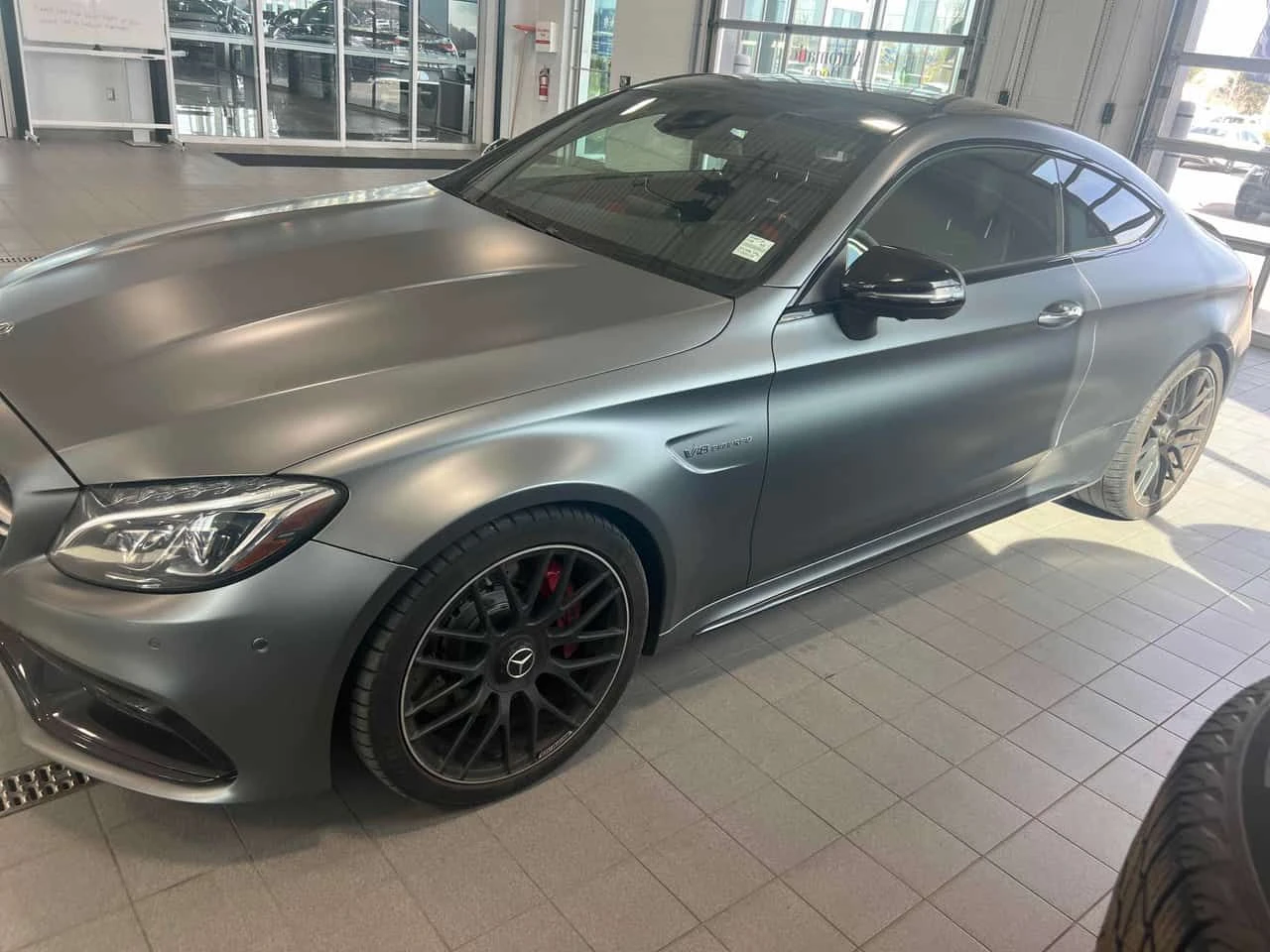 Mercedes-Benz C 63 AMG S * FULLY LOADED * ЛИЦЕНЗИРАН ТЪРГОВЕЦ, снимка 3 - Автомобили и джипове - 54906197