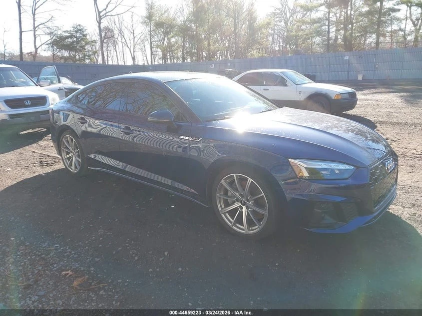 Audi A5 SPORTBACK PREMIUM+ Автокредит Цена до България, снимка 3 - Автомобили и джипове - 55133713